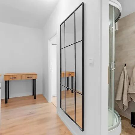 Glow With Balcony Lejlighed *