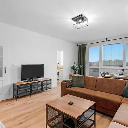 Апартаменты Glow With Balcony Братислава