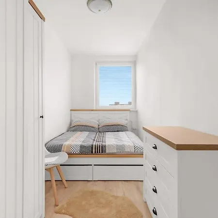 Апартаменты Glow With Balcony Братислава