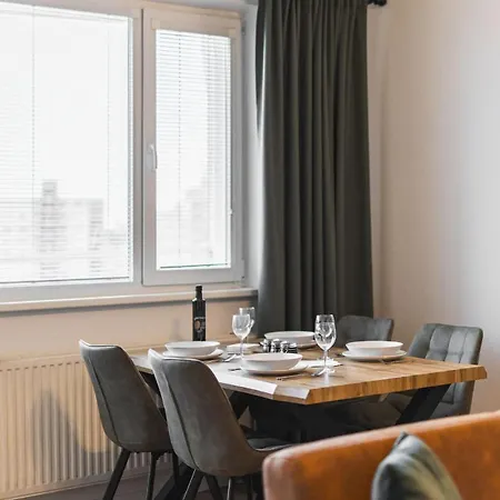 Glow With Balcony Lejlighed